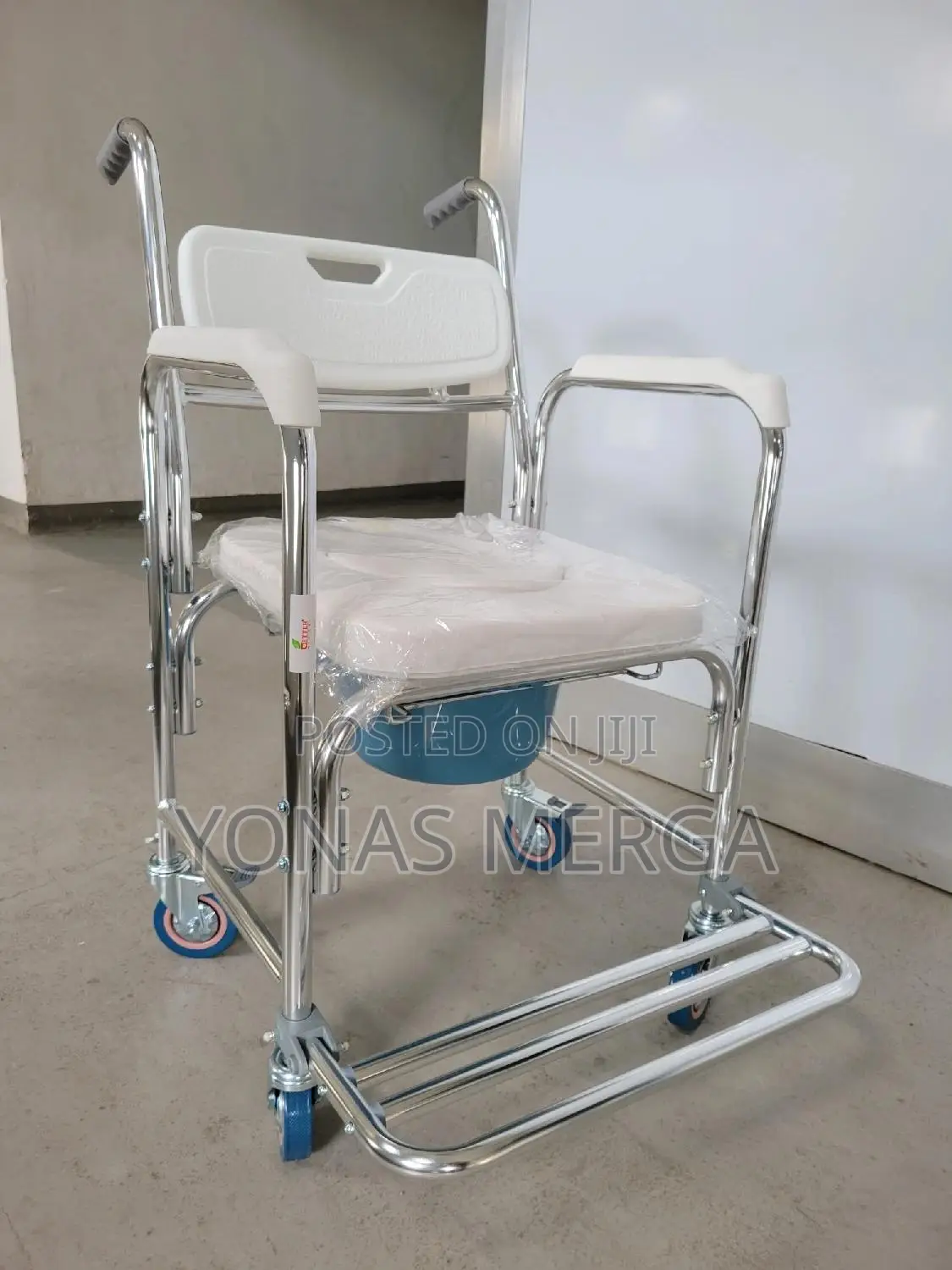 Wheel Commode Chair粵፬shower Potty Seat戳∞Additional Support in Bathroom