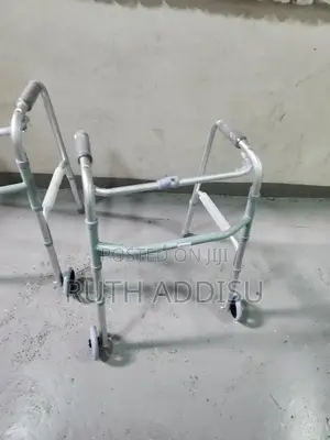 Photo - Stainless Pined and Folded Walker䐭受almunium Walker晁沒medical Walker