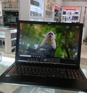New Laptop MSI 16GB Intel Core I7 SSD 256GB