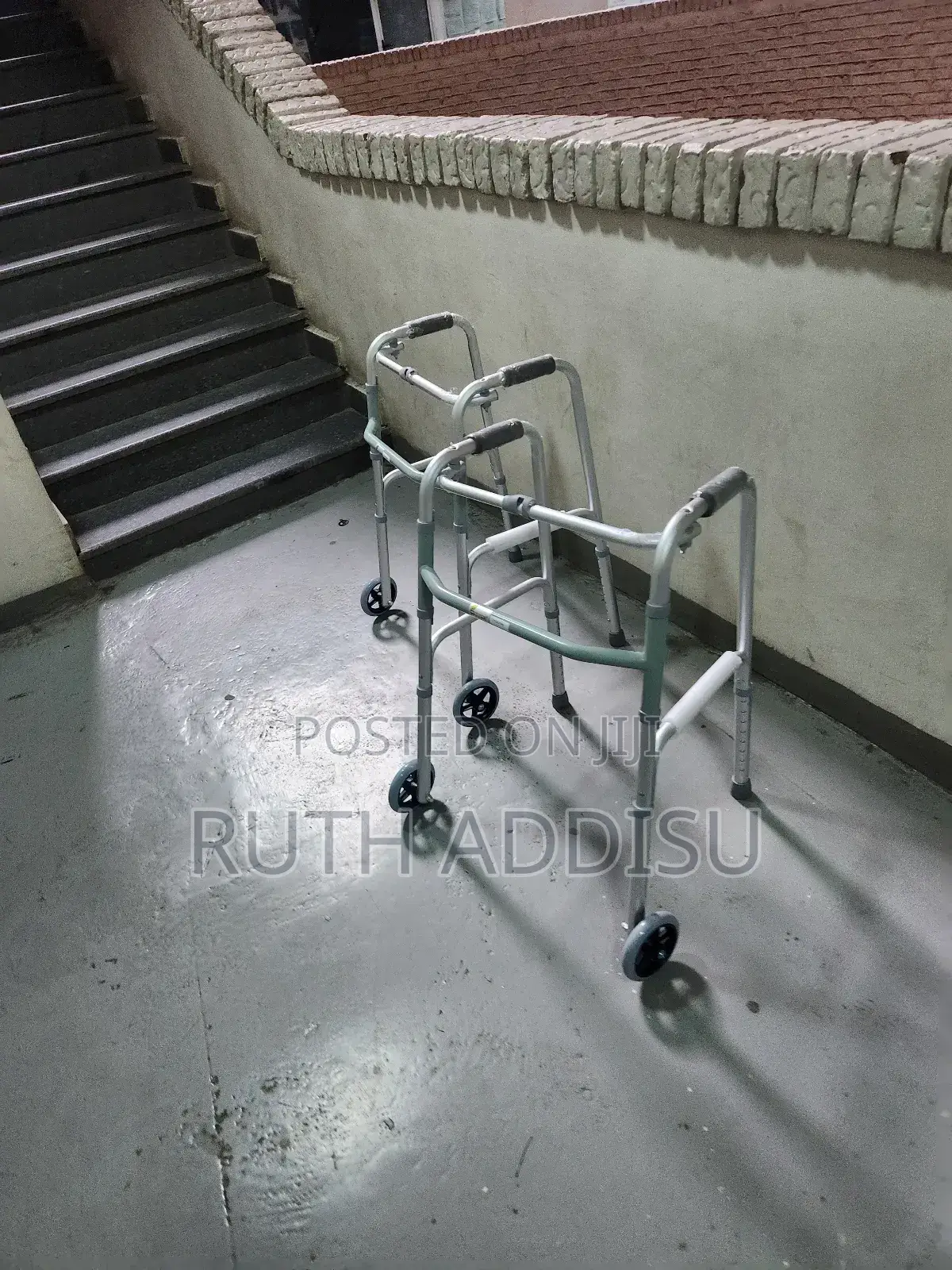 Walker Medical Stainless為主medical Equipment推廣walker𣋡我walker Medical