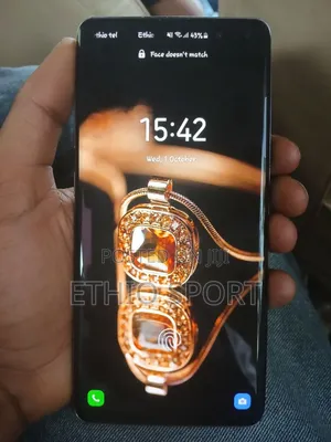 Photo - New Samsung Galaxy S10 5G 256 GB Black
