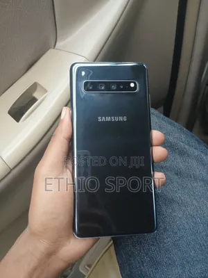 New Samsung Galaxy S10 5G 256 GB Black