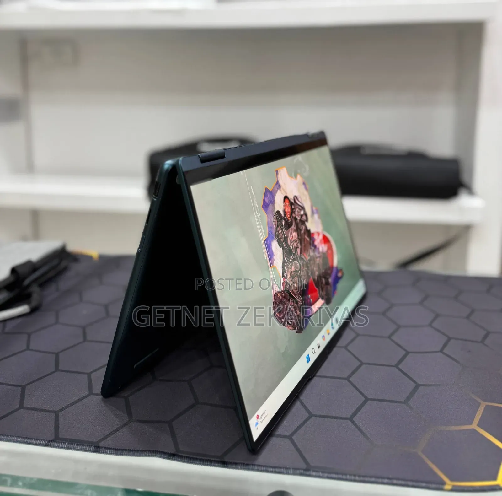 New Laptop Lenovo Yoga 710 16GB AMD Ryzen 7 SSD 512GB