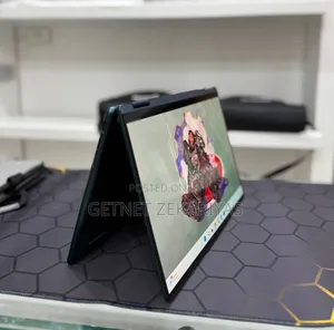 New Laptop Lenovo Yoga 710 16GB AMD Ryzen 7 SSD 512GB