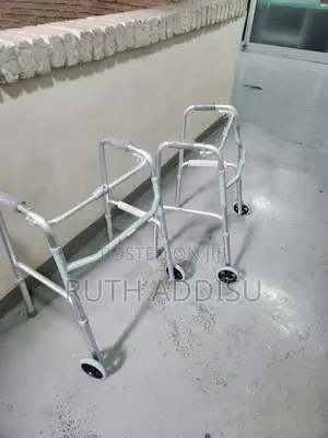 Photo - Foldable Walker麴丸medical Walked管轄safe Walker腕骨walke延長walker Medical