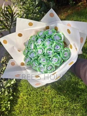 Photo - Ribbon Rose Bouquets/ የሪባን የአበባ እቅፎች