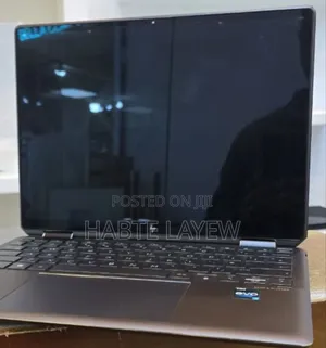 New Laptop HP Spectre 16GB Intel Core I7 SSD 1T