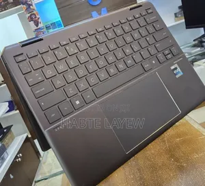 New Laptop HP Spectre 16GB Intel Core I7 SSD 1T