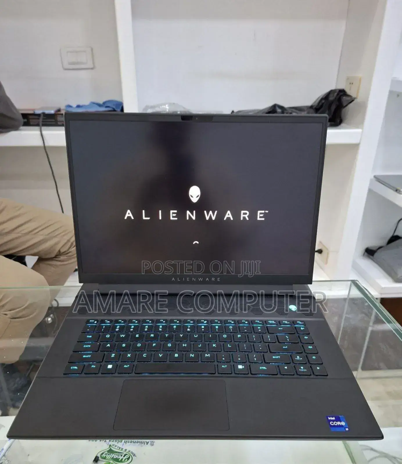 New Laptop Alienware M15 R3 16GB Intel Core I9 SSD 1T