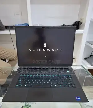 New Laptop Alienware M15 R3 16GB Intel Core I9 SSD 1T