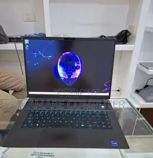 New Laptop Alienware M15 R3 16GB Intel Core I9 SSD 1T