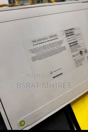 Photo - New Laptop Apple MacBook Air 2024 M3 13-Inch 16GB Apple M3 SSD 256GB