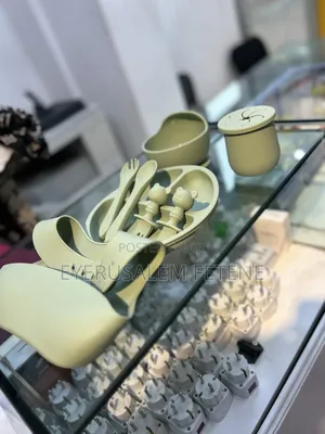 Kid's Feeding Material