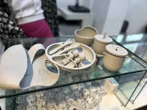 Kids Fedding Material