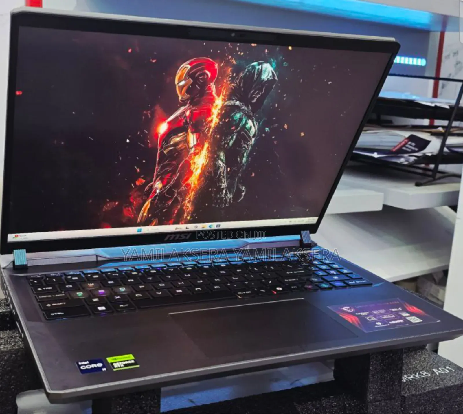 New Laptop MSI Vector 16 HX AI A2XWIG 16GB Intel Core I9 SSD 1T