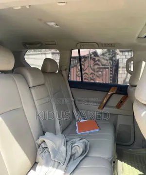 Toyota Land Cruiser Prado 2023 Black