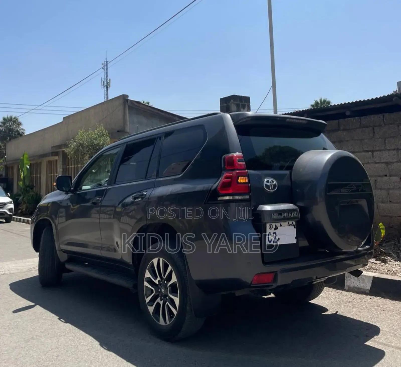 Toyota Land Cruiser Prado 2023 Black
