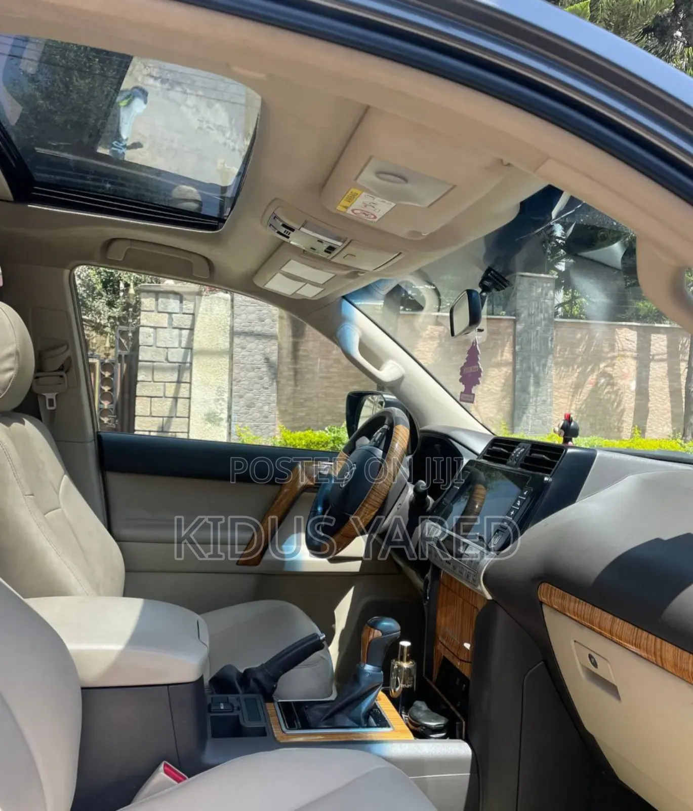 Toyota Land Cruiser Prado 2023 Black