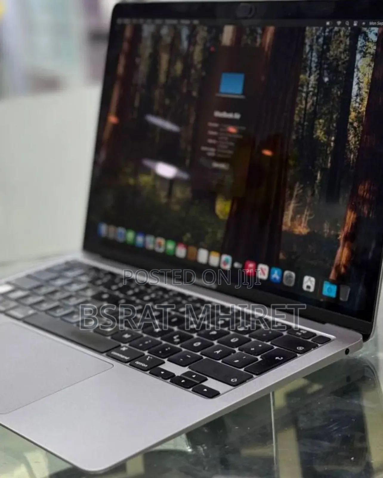 New Laptop Apple MacBook Air 2020 M1 8GB Intel Core i5 SSD 256GB