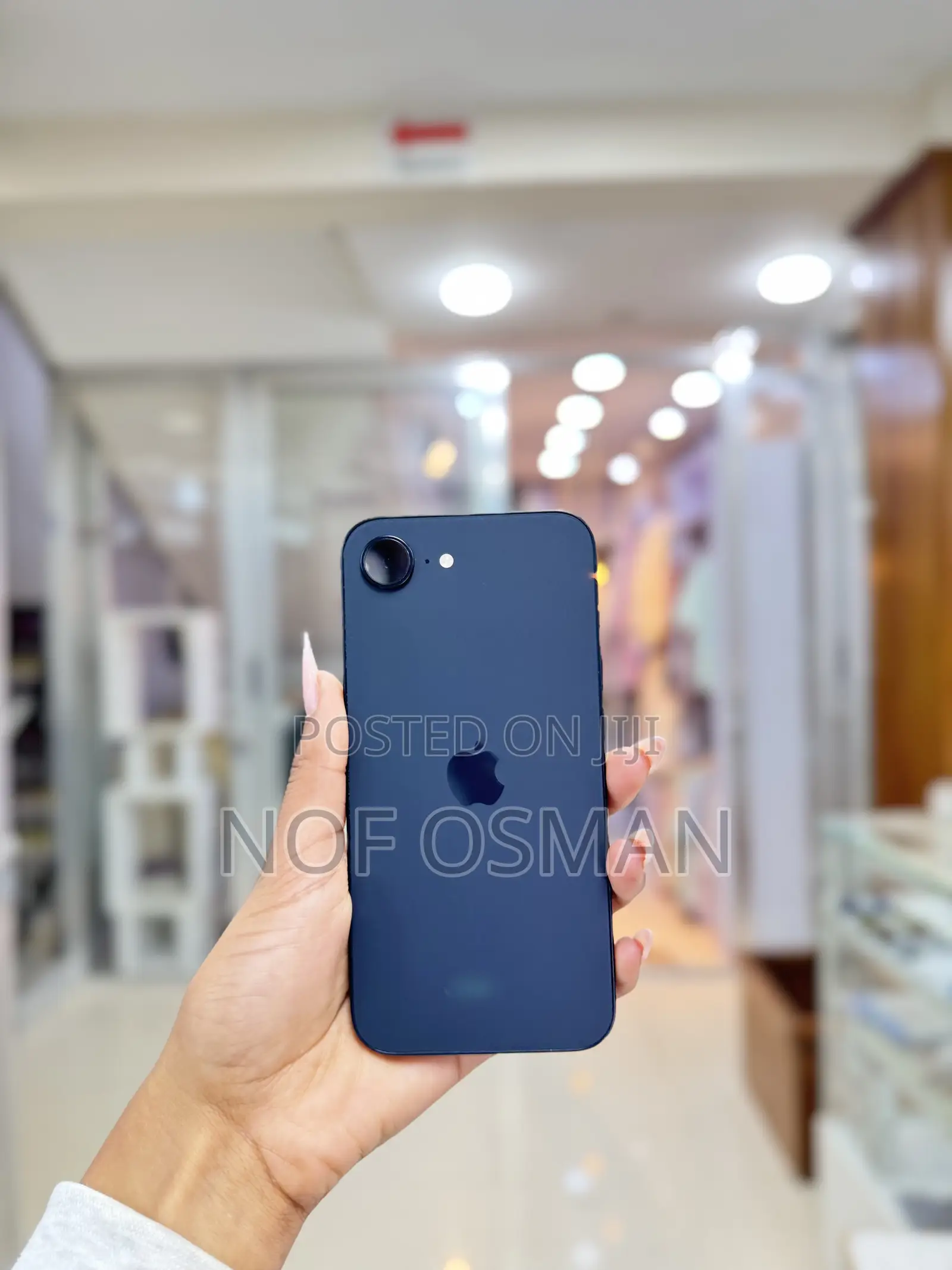 New Apple iPhone 16e 128 GB Black