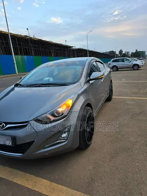 Hyundai Avante 2015 Silver