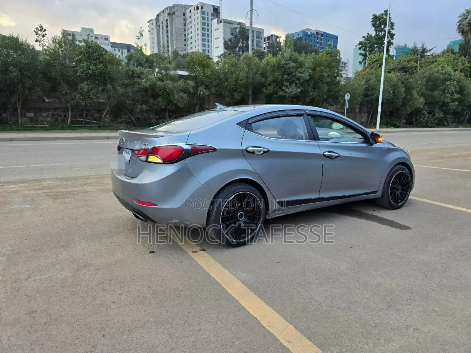 Hyundai Avante 2015 Silver