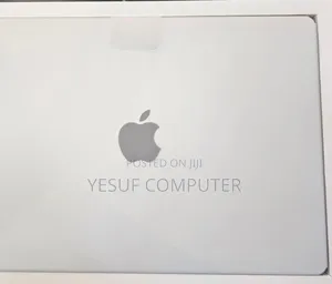 Photo - New Laptop Apple MacBook Pro 2024 M4 14-Inch 16GB Apple M4 SSD 512GB