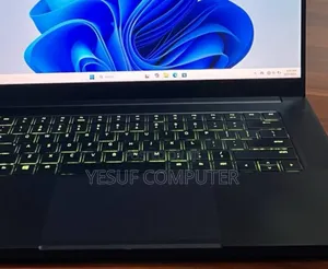 Photo - New Laptop Razer Blade 16GB Intel Core I7 SSD 512GB