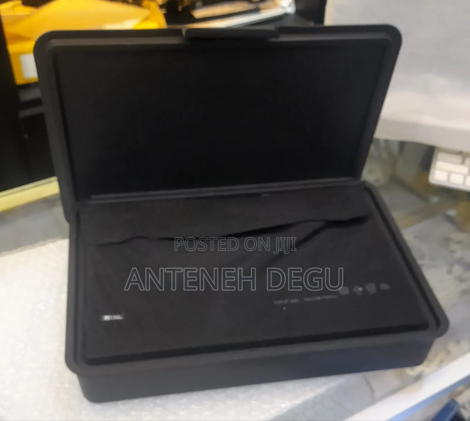 New Laptop Dell XPS 13 16GB Intel Core I7 SSD 512GB