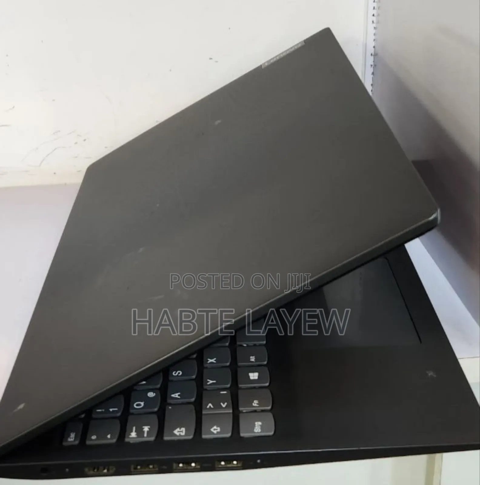 New Laptop Lenovo Ideapad 3 8GB AMD Ryzen 5 SSD 512GB