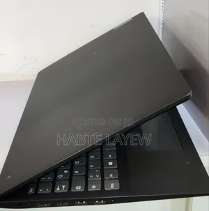 Photo - New Laptop Lenovo Ideapad 3 8GB AMD Ryzen 5 SSD 512GB