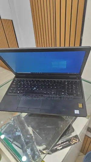 New Laptop Dell Latitude 5580 8GB Intel Core I5 SSD 256GB