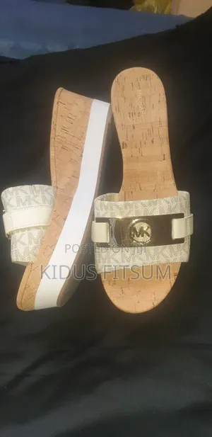 Photo - Michael Kors