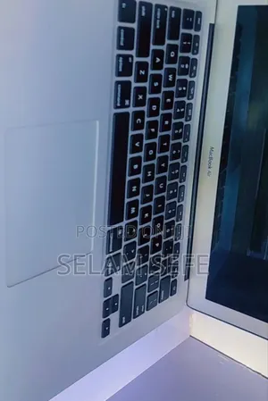 Photo - New Laptop Apple MacBook Air 2017 8GB Intel Core I5 SSD 128GB