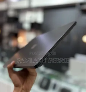 New Laptop Microsoft Surface Laptop 4 16GB Intel Core I7 SSD 512GB