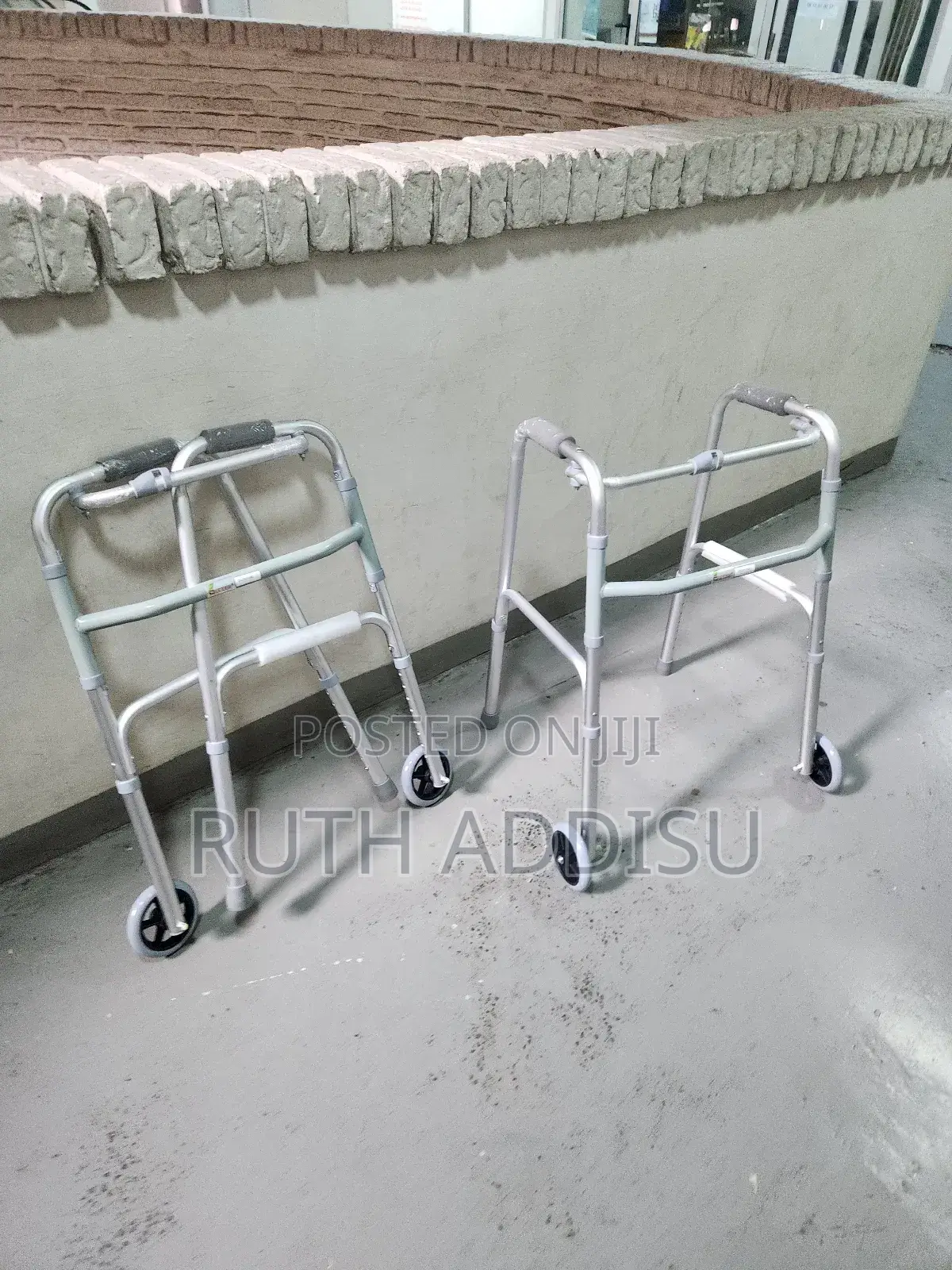 Foldable Walker煞星brand New Walking Frame朱紅almunium Walker蝨不walker