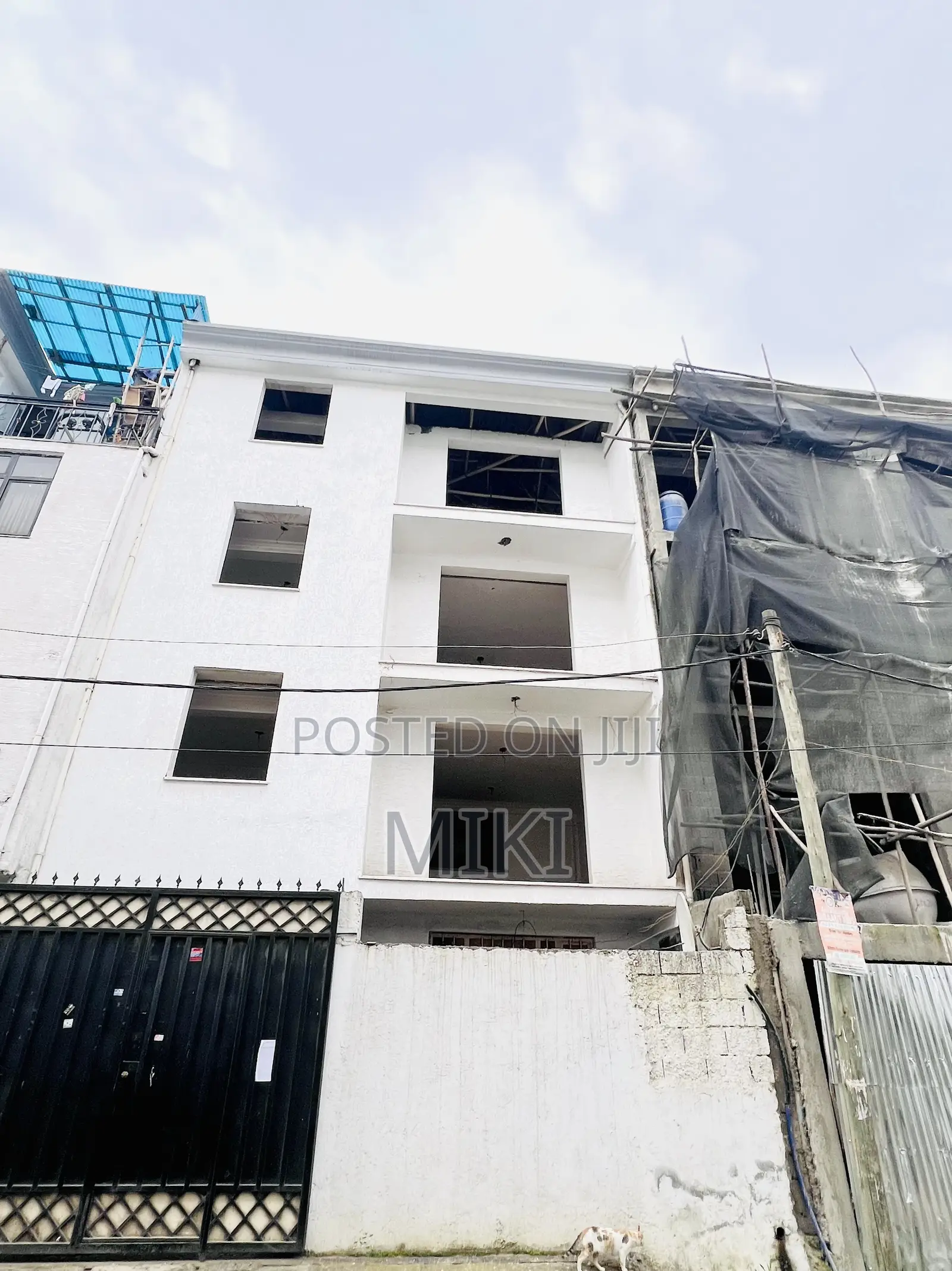 3bdrm House in Haile Garment, Nifas Silk-Lafto for sale