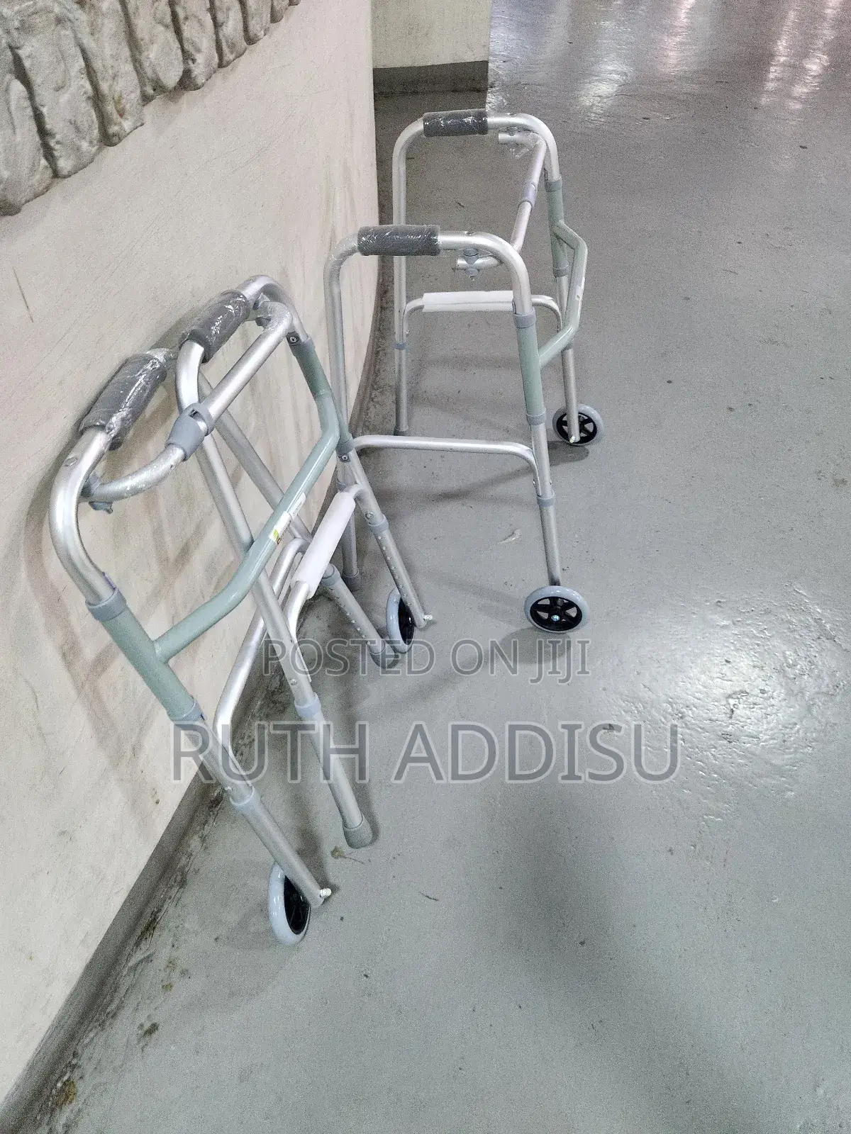 Foldable Walker胺你brand New Smart Movmemts Aid Walker鳵了walker Medical