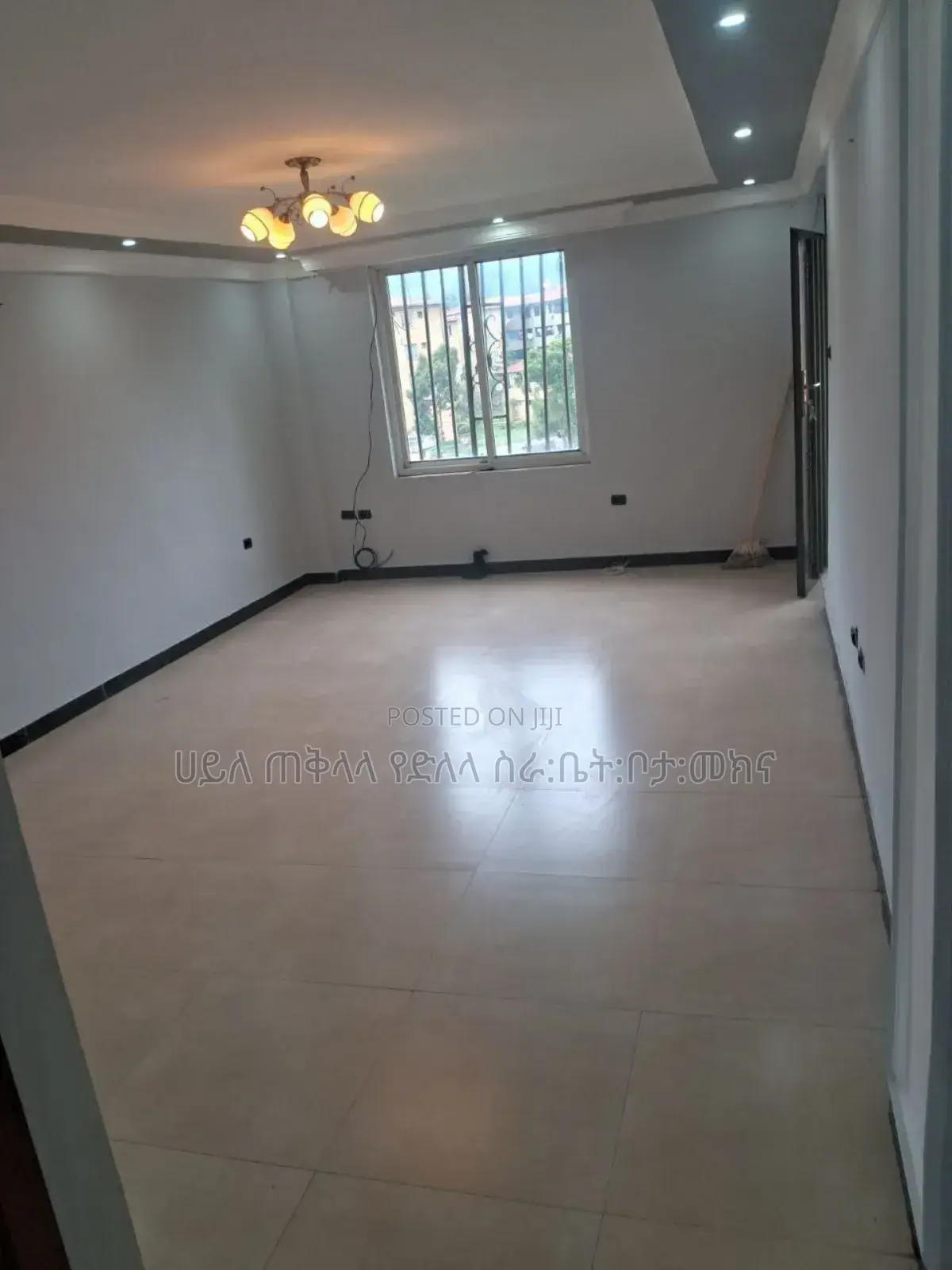 Furnished 3bdrm Condo in የካአባዶ, Yeka for sale