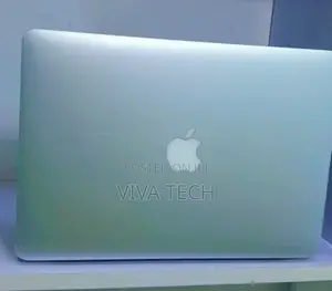 New Laptop Apple MacBook Pro 2017 8GB Intel Core I5 SSD 128GB