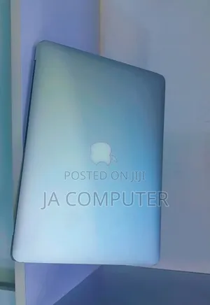 New Laptop Apple MacBook Air 2017 8GB Intel Core I5 SSD 128GB