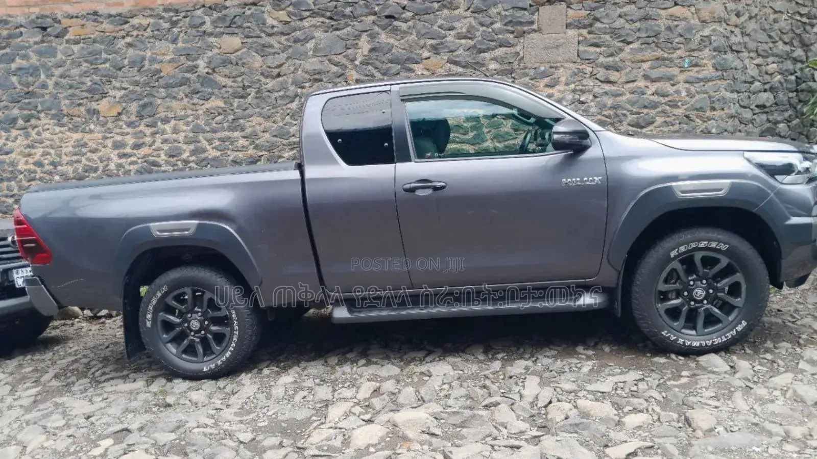 Toyota Hilux 2022 Matt Black