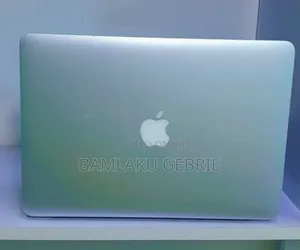 Photo - New Laptop Apple MacBook Air 2017 8GB Intel Core I5 SSD 128GB