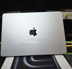 New Laptop Apple MacBook Air 2022 M2 16GB Apple M2 SSD 256GB