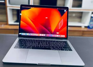 New Laptop Apple MacBook Pro 2017 8GB Apple M1 Pro SSD 512GB