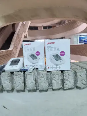 Photo - Digital Blood Pressuer Monitor癲川new Packed Bp Monitor Device