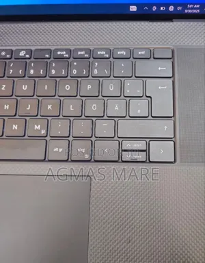 New Laptop Dell Precision 17 7720 64GB Intel Core I9 SSD 1T