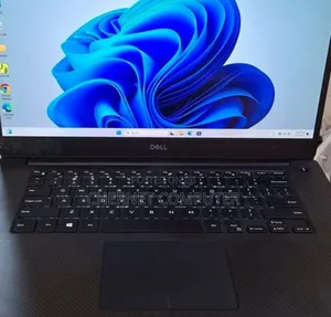 New Laptop Dell Precision 5540 16GB Intel Core I7 SSD 512GB