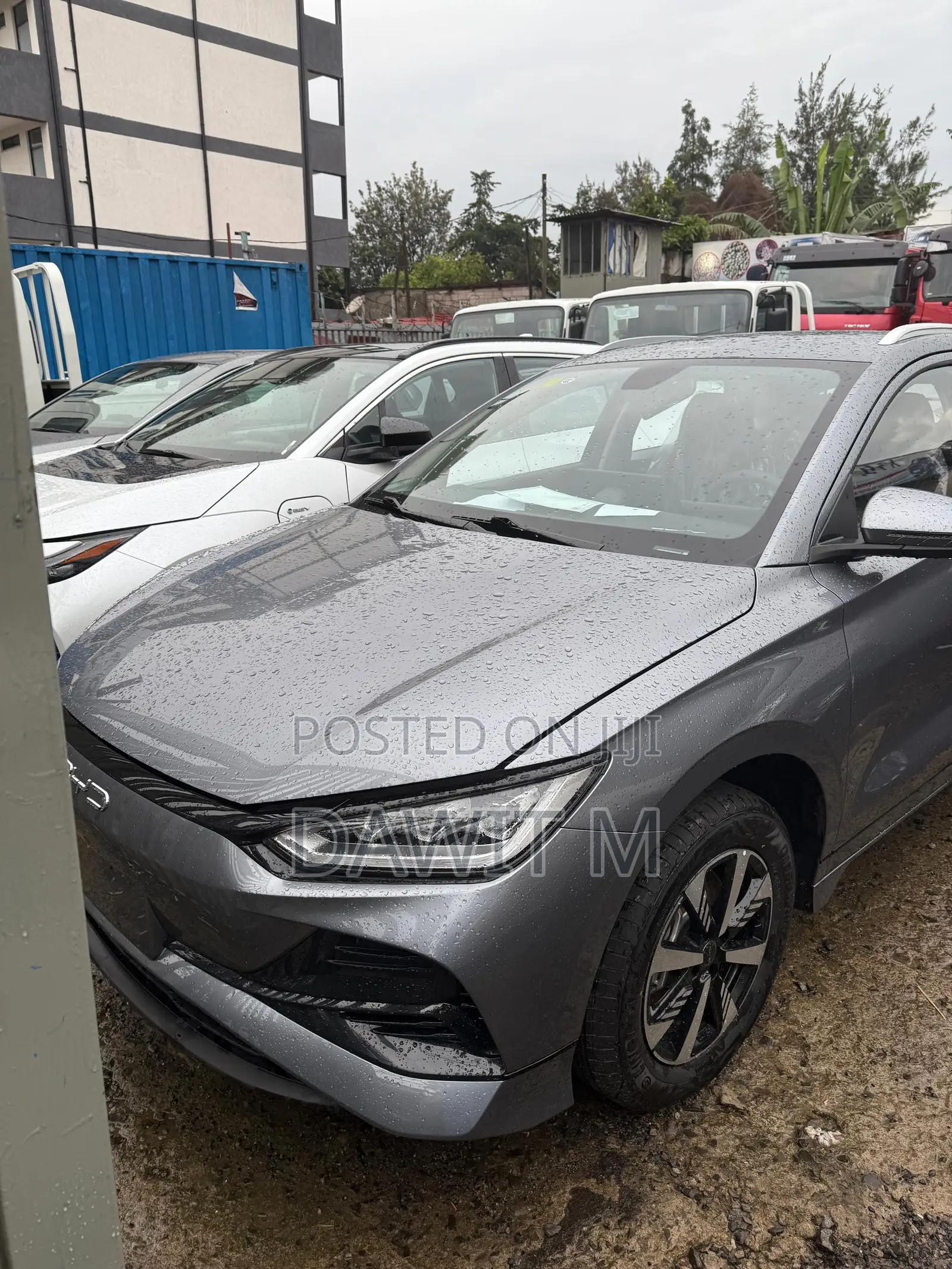 New BYD E2 43 kWh 94 hp FWD 2025 Gray