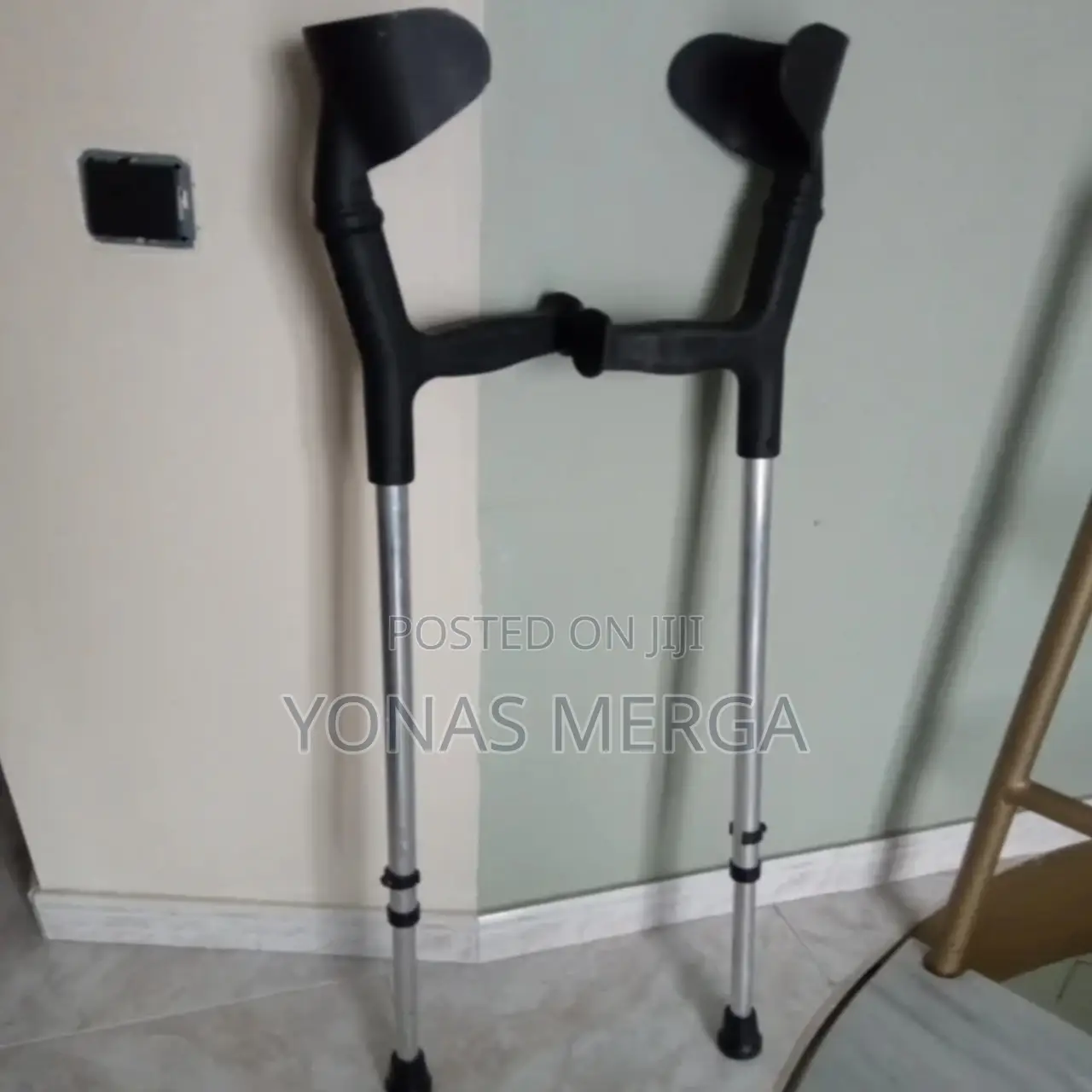 Crutches罛膝walking Sticks Are Made Out of Special Grade of Aluminium